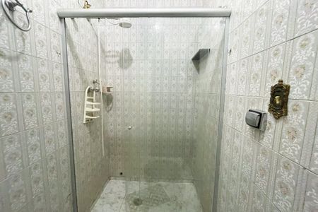 Casa à venda com 360m², 3 quartos e 3 vagas Casa à venda com 360m², 3 quartos e 3 vagasBanheiro 2