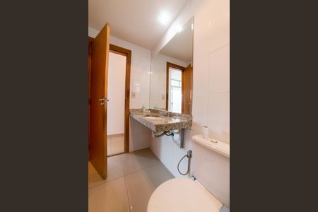 Apartamento à venda com 108m², 3 quartos e 2 vagasBanheiro Social