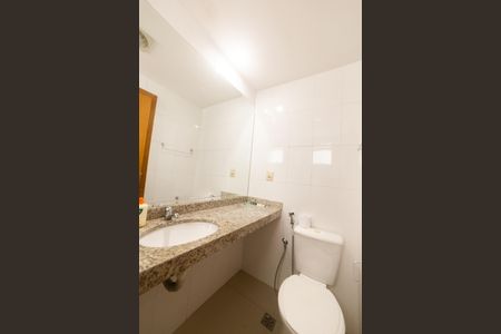 Apartamento à venda com 108m², 3 quartos e 2 vagasBanheiro da Suíte