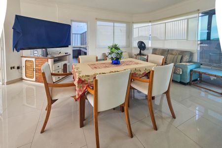 Apartamento para alugar com 165m², 3 quartos e 3 vagas Apartamento para alugar com 165m², 3 quartos e 3 vagasCozinha 2