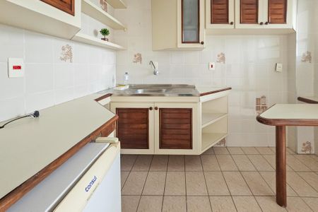 Apartamento para alugar com 165m², 3 quartos e 3 vagas Apartamento para alugar com 165m², 3 quartos e 3 vagasCozinha