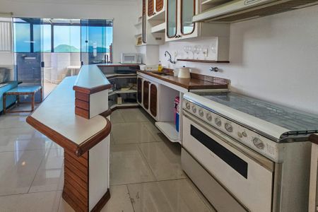 Apartamento para alugar com 165m², 3 quartos e 3 vagas Apartamento para alugar com 165m², 3 quartos e 3 vagasCozinha 2