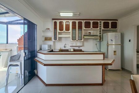 Apartamento para alugar com 165m², 3 quartos e 3 vagas Apartamento para alugar com 165m², 3 quartos e 3 vagasCozinha 2