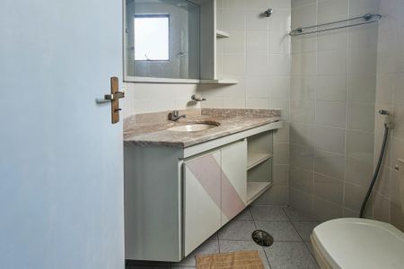 Apartamento para alugar com 165m², 3 quartos e 3 vagas Apartamento para alugar com 165m², 3 quartos e 3 vagasBanheiro