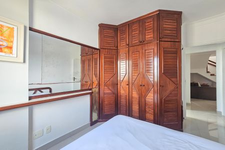 Apartamento para alugar com 165m², 3 quartos e 3 vagas Apartamento para alugar com 165m², 3 quartos e 3 vagasQuarto 2