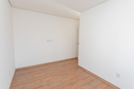 Apartamento à venda com 98m², 3 quartos e 2 vagas Apartamento à venda com 98m², 3 quartos e 2 vagasQuarto 2