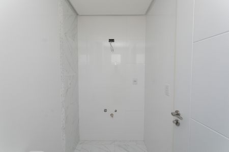 Apartamento à venda com 98m², 3 quartos e 2 vagas Apartamento à venda com 98m², 3 quartos e 2 vagasBanheiro da Suíte