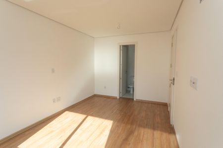 Apartamento à venda com 98m², 3 quartos e 2 vagas Apartamento à venda com 98m², 3 quartos e 2 vagasSuite