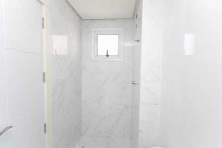 Apartamento à venda com 98m², 3 quartos e 2 vagas Apartamento à venda com 98m², 3 quartos e 2 vagasBanheiro da Suíte