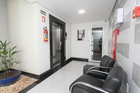 Apartamento à venda com 98m², 3 quartos e 2 vagas Apartamento à venda com 98m², 3 quartos e 2 vagasHall de entrada