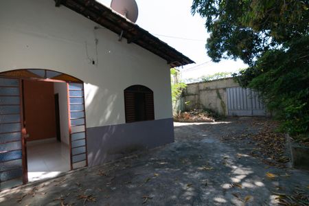 Casa à venda com 300m², 5 quartos e 5 vagas Casa à venda com 300m², 5 quartos e 5 vagasÁrea Externa