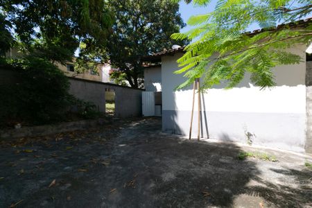 Casa à venda com 300m², 5 quartos e 5 vagas Casa à venda com 300m², 5 quartos e 5 vagasÁrea Externa