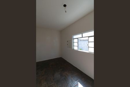 Casa à venda com 300m², 5 quartos e 5 vagas Casa à venda com 300m², 5 quartos e 5 vagasQuarto 1