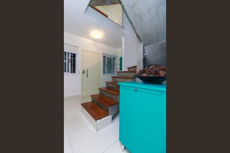 Casa de condomínio à venda com 447m², 4 quartos e 5 vagas Casa de condomínio à venda com 447m², 4 quartos e 5 vagasAcesso Garagem