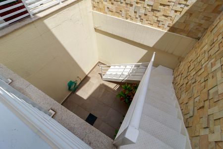 Casa de condomínio à venda com 447m², 4 quartos e 5 vagas Casa de condomínio à venda com 447m², 4 quartos e 5 vagasÁrea Externa