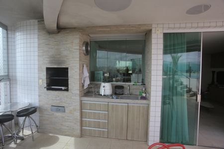 Apartamento à venda com 300m², 4 quartos e 4 vagasCobertura