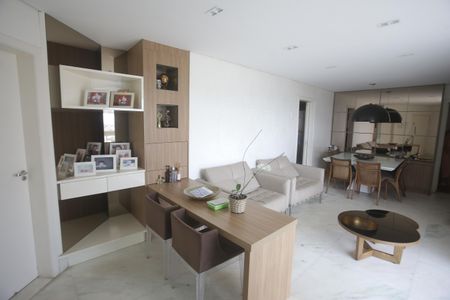 Apartamento à venda com 300m², 4 quartos e 4 vagasSala