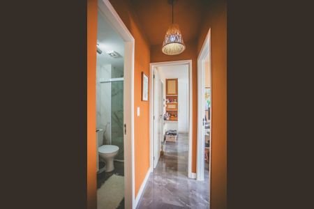 Apartamento à venda com 55m², 2 quartos e 1 vagaCorredor - Quartos