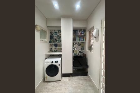 Casa de condomínio à venda com 78m², 2 quartos e 2 vagas Casa de condomínio à venda com 78m², 2 quartos e 2 vagasLavanderia