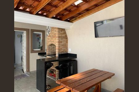 Casa de condomínio à venda com 78m², 2 quartos e 2 vagas Casa de condomínio à venda com 78m², 2 quartos e 2 vagasChurrasqueira
