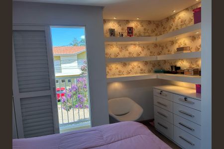 Casa de condomínio à venda com 78m², 2 quartos e 2 vagas Casa de condomínio à venda com 78m², 2 quartos e 2 vagasQuarto