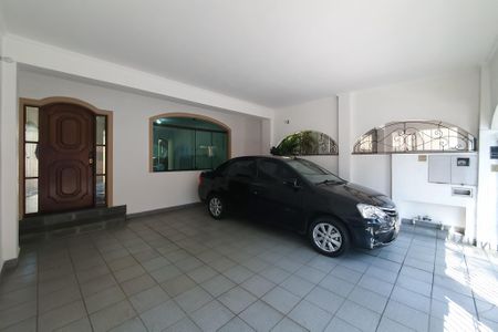 Casa à venda com 183m², 3 quartos e 2 vagasGaragem