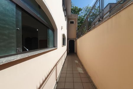 Casa à venda com 183m², 3 quartos e 2 vagasQuintal