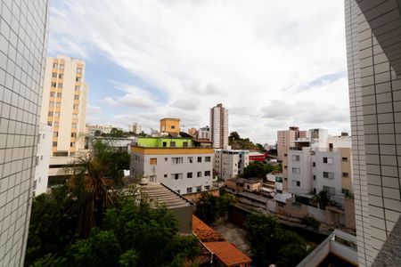 Apartamento à venda com 78m², 3 quartos e 2 vagas Apartamento à venda com 78m², 3 quartos e 2 vagasVista da Varanda