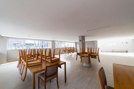 Apartamento à venda com 78m², 3 quartos e 2 vagas Apartamento à venda com 78m², 3 quartos e 2 vagasÁrea comum - Salão de festas