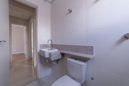 Apartamento à venda com 78m², 3 quartos e 2 vagas Apartamento à venda com 78m², 3 quartos e 2 vagasBanheiro Social