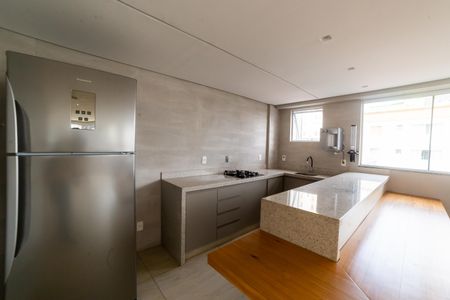 Apartamento à venda com 78m², 3 quartos e 2 vagas Apartamento à venda com 78m², 3 quartos e 2 vagasÁrea comum - Salão de festas