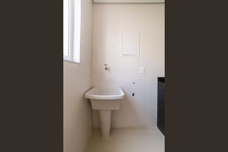 Apartamento à venda com 78m², 3 quartos e 2 vagas Apartamento à venda com 78m², 3 quartos e 2 vagasÁrea de Serviço