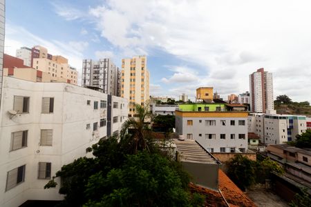 Apartamento à venda com 78m², 3 quartos e 2 vagas Apartamento à venda com 78m², 3 quartos e 2 vagasVista da Varanda