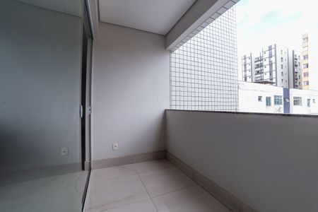 Apartamento à venda com 78m², 3 quartos e 2 vagas Apartamento à venda com 78m², 3 quartos e 2 vagasVaranda da Sala