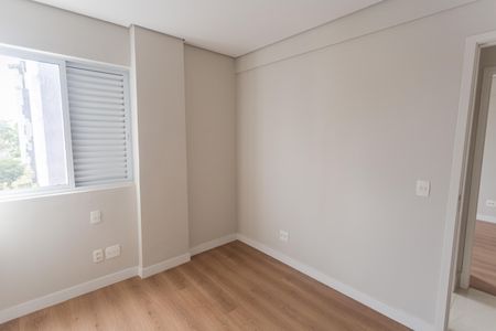 Apartamento à venda com 78m², 3 quartos e 2 vagas Apartamento à venda com 78m², 3 quartos e 2 vagasQuarto 2