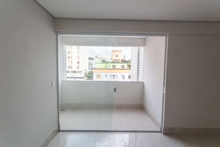 Apartamento à venda com 78m², 3 quartos e 2 vagas Apartamento à venda com 78m², 3 quartos e 2 vagasVaranda da Sala