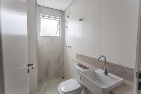 Apartamento à venda com 78m², 3 quartos e 2 vagas Apartamento à venda com 78m², 3 quartos e 2 vagasBanheiro Social