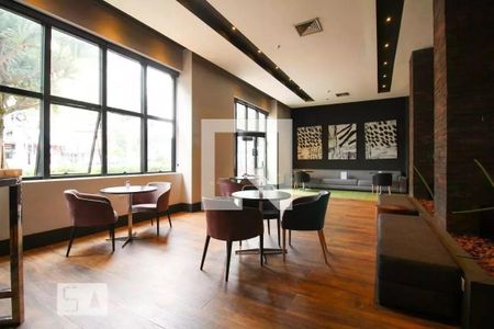 Apartamento à venda com 27m², 1 quarto e 1 vaga Apartamento à venda com 27m², 1 quarto e 1 vagaÁrea comum - Salão de festas