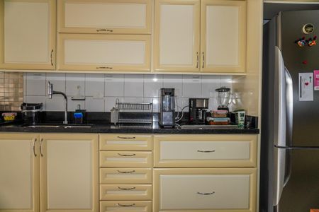 Apartamento à venda com 120m², 3 quartos e 1 vaga Apartamento à venda com 120m², 3 quartos e 1 vagaCozinha