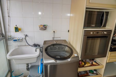 Apartamento à venda com 120m², 3 quartos e 1 vaga Apartamento à venda com 120m², 3 quartos e 1 vagaÁrea de Serviço