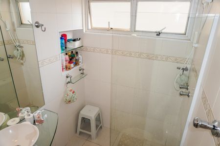 Apartamento à venda com 120m², 3 quartos e 1 vaga Apartamento à venda com 120m², 3 quartos e 1 vagaBanheiro da Suíte 2