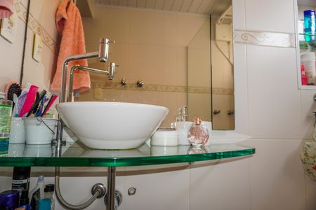 Apartamento à venda com 120m², 3 quartos e 1 vaga Apartamento à venda com 120m², 3 quartos e 1 vagaBanheiro da Suíte 2