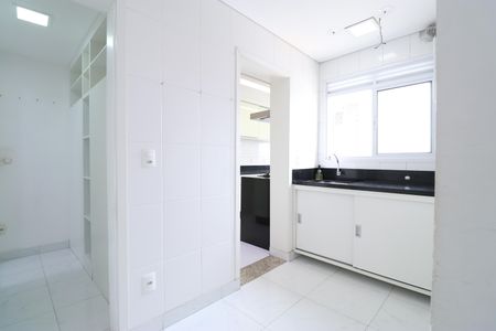 Apartamento à venda com 108m², 3 quartos e 2 vagasÁrea de Serviço