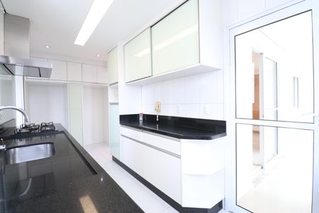 Apartamento à venda com 108m², 3 quartos e 2 vagasCozinha