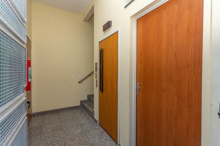 Casa de condomínio à venda com 215m², 3 quartos e 2 vagasHall dos elevadores