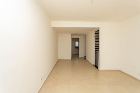 Casa de condomínio à venda com 215m², 3 quartos e 2 vagasSala