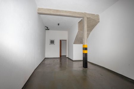 Casa de condomínio à venda com 215m², 3 quartos e 2 vagasGaragem