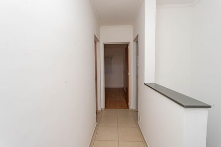Casa de condomínio à venda com 215m², 3 quartos e 2 vagasCorredor