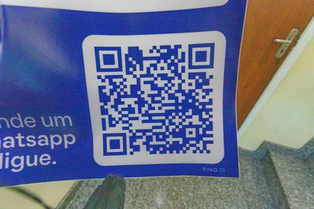 Casa de condomínio à venda com 215m², 3 quartos e 2 vagasPlaca