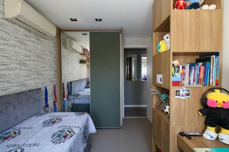 Apartamento à venda com 106m², 3 quartos e 2 vagasQuarto 2
